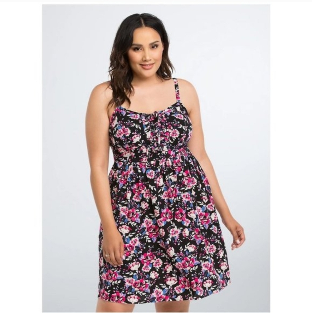 TORRID Floral Print Lace-Up Front Sundress Black Pink sz 1X Women's Plus Dress